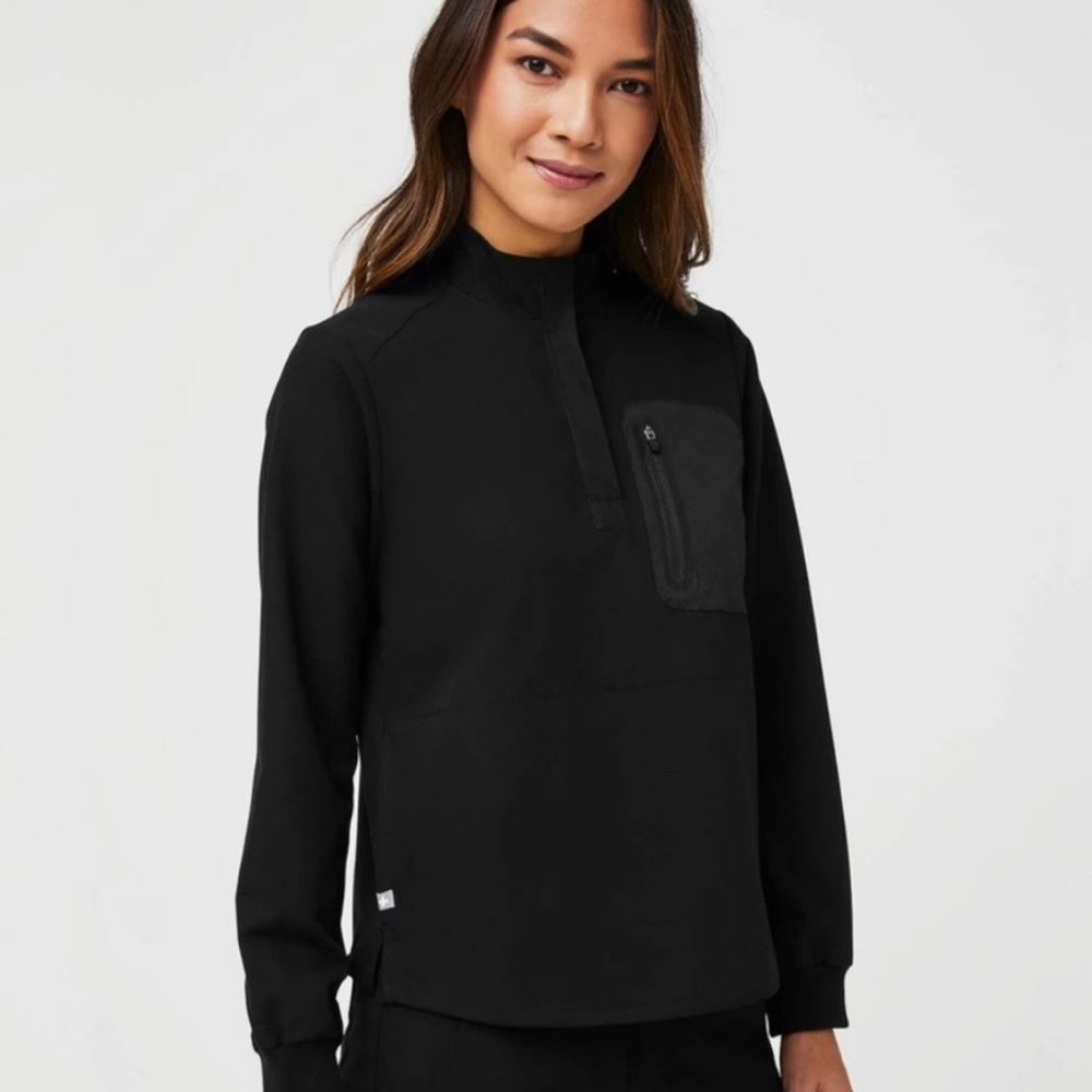 FIGS Medium Kibaza Long Sleeve Scrub Top